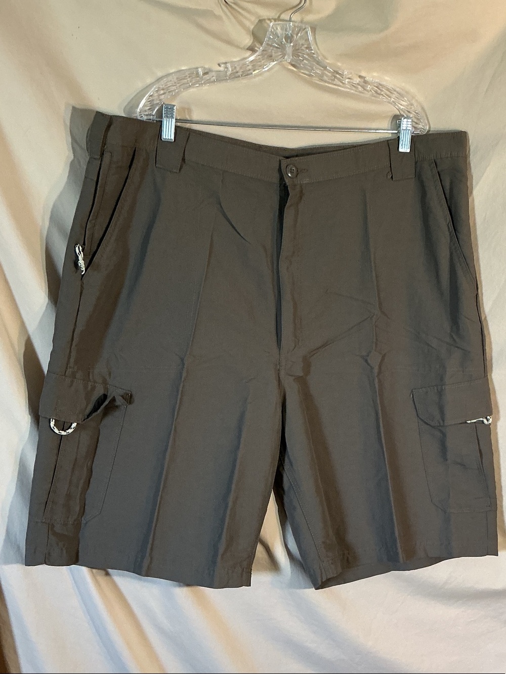 Men's  Wrangler Cargo Shorts in Dark Gray with Utility Pockets